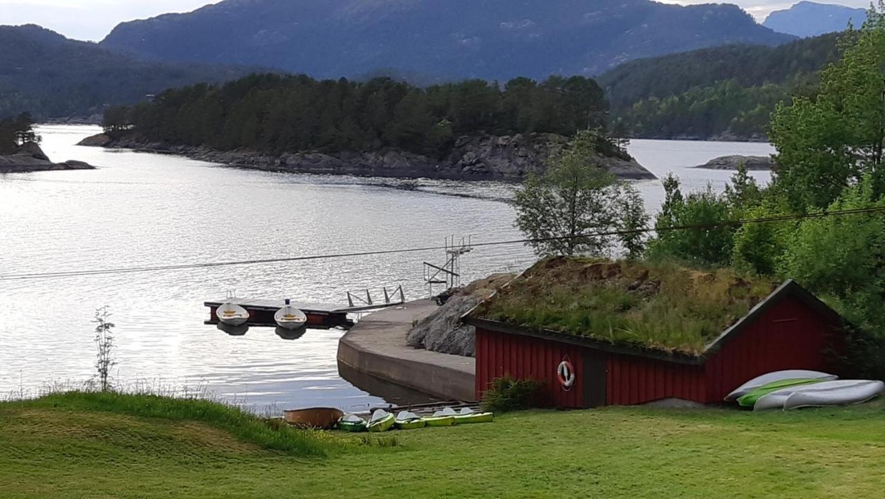 Teigen Leirstad, feriehus og hytter Eikefjord Exterior foto